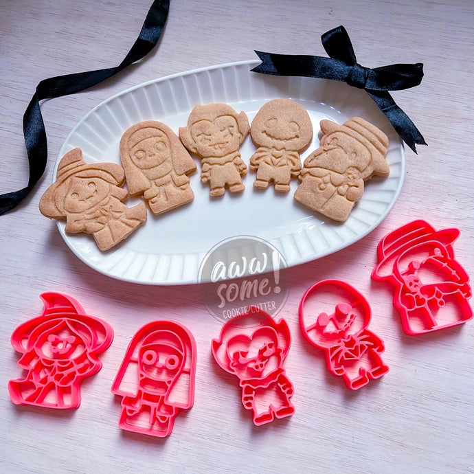 Halloween Cookie Cutter | The Spooky Crew